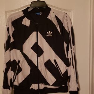 Adidas jacket/wind breaker